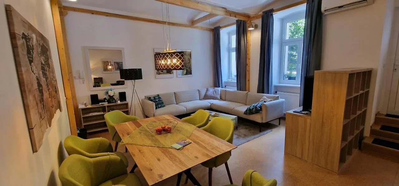 Viennasunshine Apartment